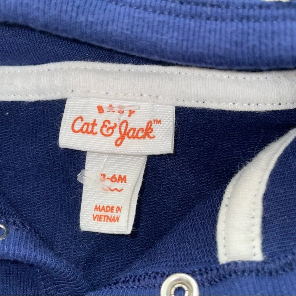 Cat & Jack Baby Boys’ Hooded One-Piece Outfit 6 Months